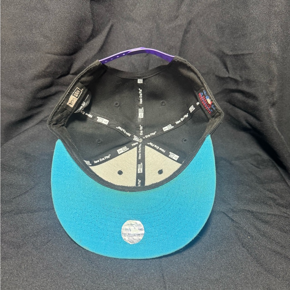 New York Yankee Black and Purple Tropical SnapBack New Era - Picture 5 of 5